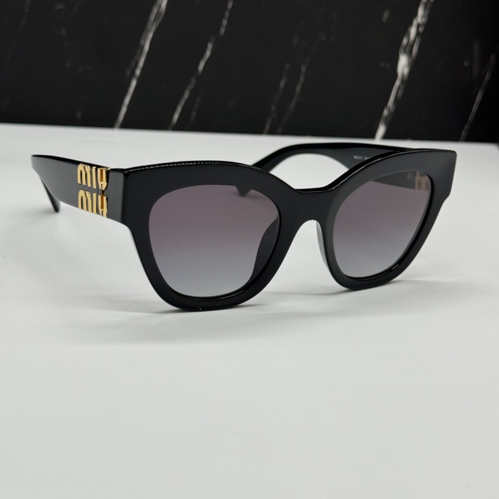 MIU MIU SMUO1Y 1AB5D1
WOMEN SUNGLASSES MUOTYS 1A-5D1 BLACK GREY EYEWEAR - Picture 9 of 15